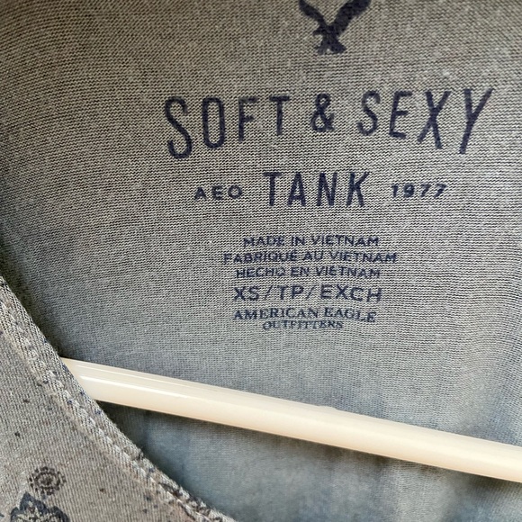 American Eagle outfitters Soft and Sexy Blue Paisley boho Top XS; Oversized - Picture 5 of 5